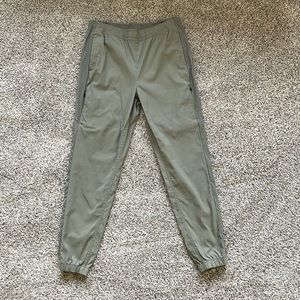 Eddie Bauer Tapered Pants
